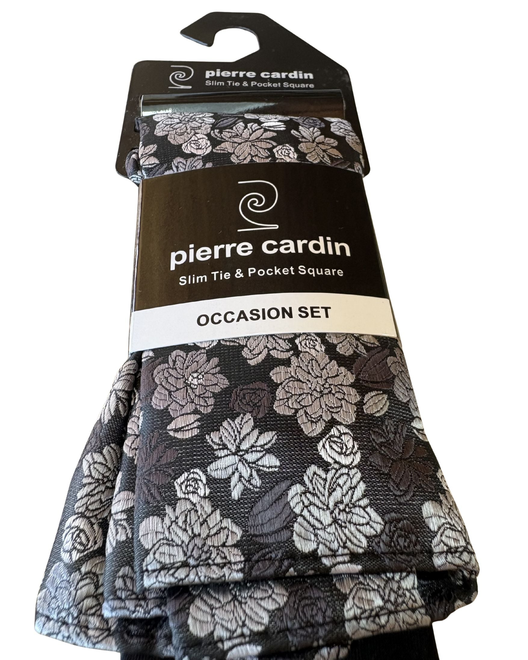 Set Corbata Negra Slim + Pañuelo Floral Blanco PIERRE CARDIN – Elegancia Formal