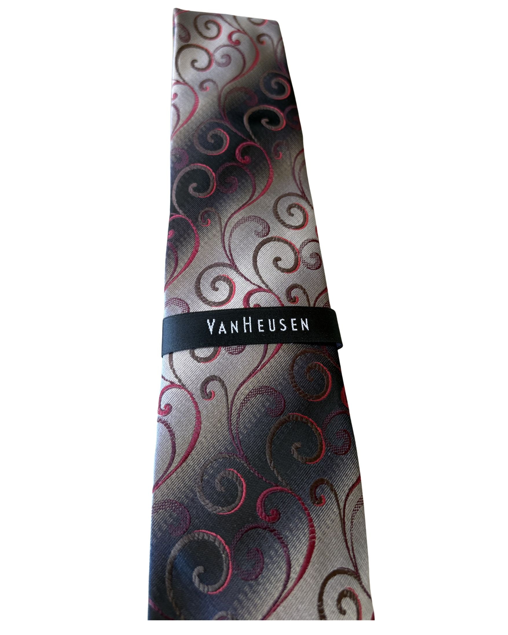 Corbata VAN HEUSEN Gris Plata con Diseño Paisley Rojo – Estilo Formal Ejecutivo