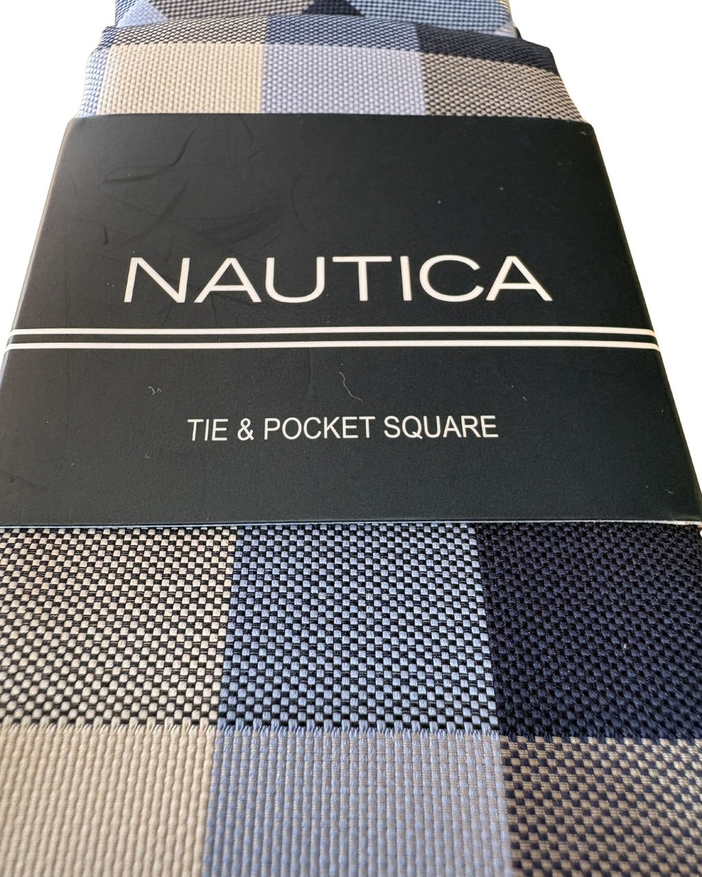 Set Corbata Azul Cuadros + Pañuelo a Juego – Edición Ejecutivo Moderno